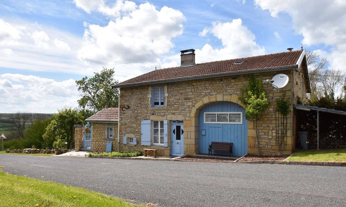 Laferte-sur-Amance House | Authentic holiday home in the Champagne region