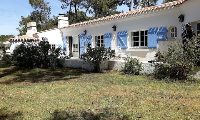 Noirmoutier Island Villa | Authentic Villa Vendeen refined, 150 m from the beach-in the island of Noirmoutier
