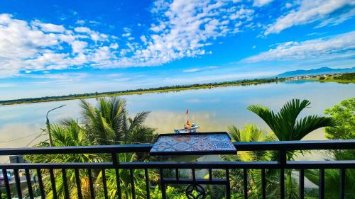 Hoi An Hotel | Autumn Bay Riverside Villa