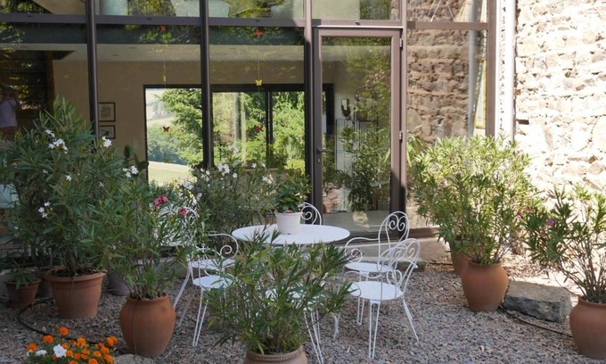 Ronno House | Aux 3 Sapins