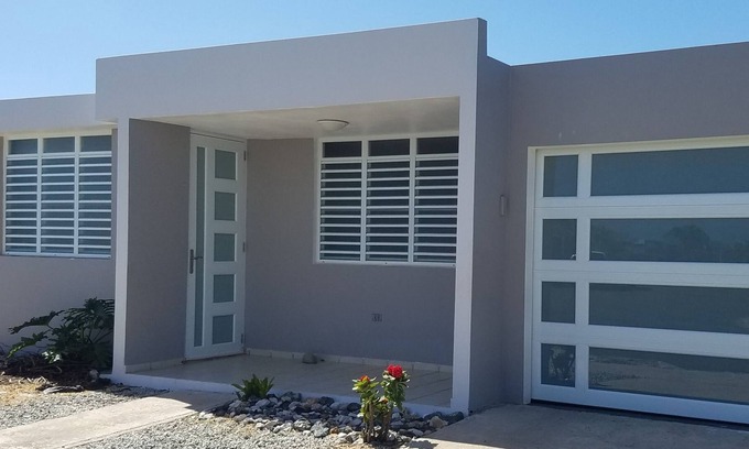 Machete House | Avi's House (Solar energy backup/Solar Panels and Tesla battery)