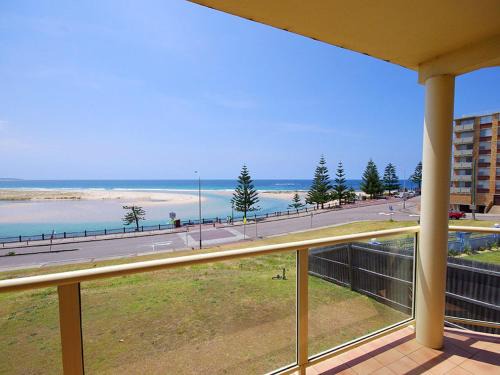 The Entrance Apartment | Avilla Court 1