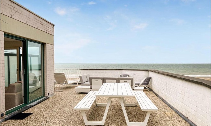 Mariakerke Apartment | Awesome Apartment In Oostende With Wifi