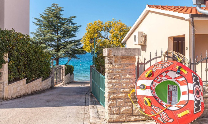 Zaboric Apartment | Awesome apartment in Sibenik with WiFi