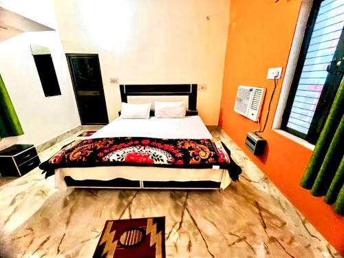 Faizabad Hotel | AYODHYA HOTEL RATHORE ! PAYING NEAR SHREE RAM JANAM BHOOMI - Offers Best Budget Air Conditioned Rooms # Wifi# Parking & Excellent Customer Service - Best Hotel At Prime Location