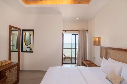 Kaduruduwa Hotel | Azuri Bay