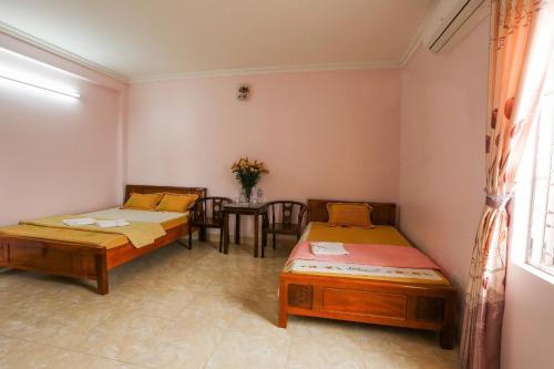 Soc Son Hotel | Bình an