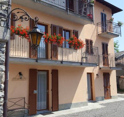 Lanzo d'Intelvi Bed & Breakfast | B&B CA'SUANA