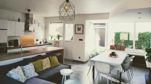 Poperinge House | B&B De Stille grens, sfeervol vakantiehuis dichtbij bos en rust