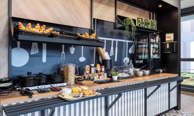 Hotel-de-Ville Hotel | B&B HOTEL Lille Grand Stade