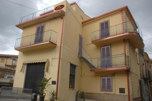 Aidone Bed & Breakfast | B&B L'ALTERNATIVA