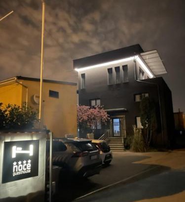 Novi Zagreb Bed & Breakfast | B&B Noce Zagreb