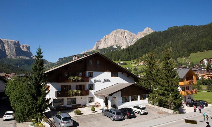 Corvara in Badia Apartment | B&B Residence Adria