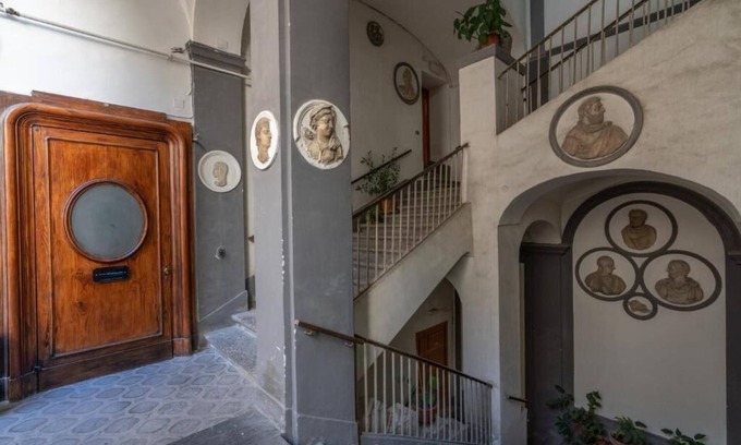 Quartieri Spagnoli Bed & Breakfast | B&B Skyhouse Chiaia