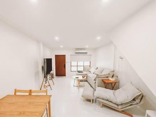 Saen Suk House | Baan-B BangSaen