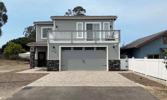 Los Osos House | Back Bay Retreat
