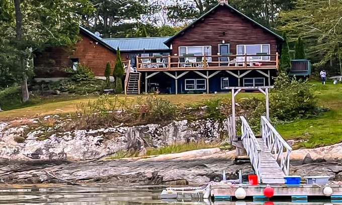 Boothbay House | Back River Retreat