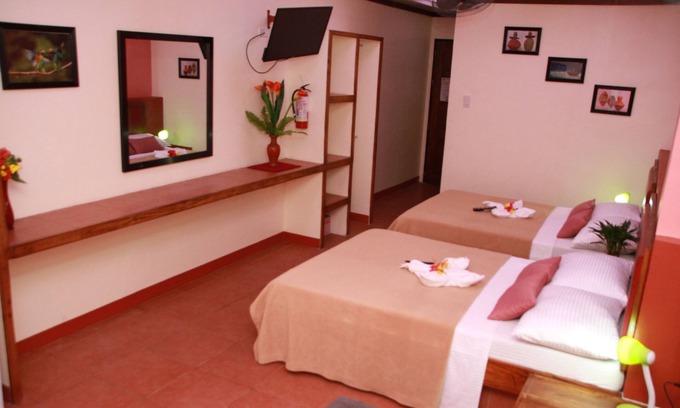 Puerto Galera Resort | BADLADZ Beach & Dive Resort - Queen Pool Suite