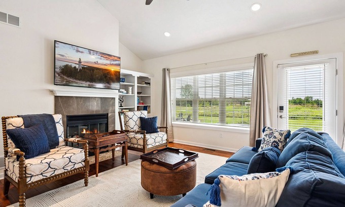 Baileys Harbor House | Baileys Harbor Getaway Fire Pit 5 Acres Dogs