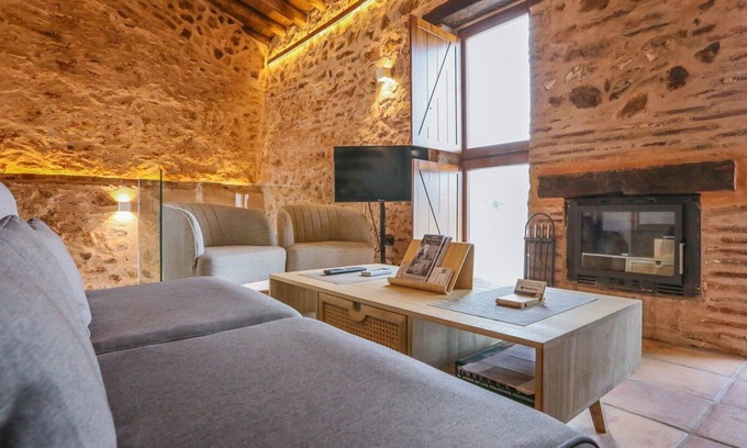 Constantina Villa | Balcón Moreria Constantina by Ruralidays