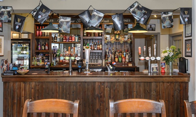 Sidmouth Hotel | Balfour Arms