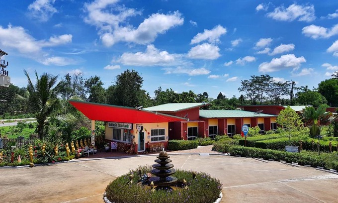 Ban Na Doem Hotel | Bali Boutique Hotel Suratthani
