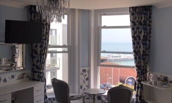 Bournemouth City Centre Hotel | Balmoral Hotel