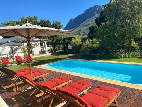 Cape Winelands Bed & Breakfast | Banhoek Corner Guesthouse