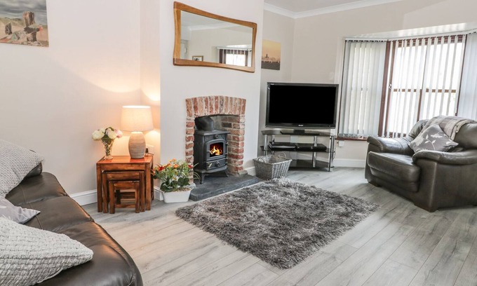 Easington Cottage | BANKHOUSE, pet friendly, country holiday cottage in Easington