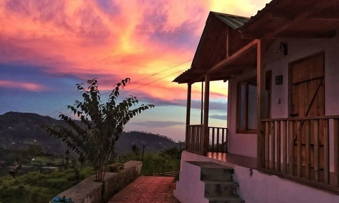 Kaul Bed & Breakfast | Banlekhi