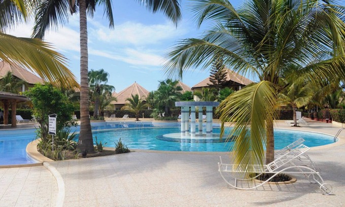 Ngaparou Apartment | Baobolong apartment f3 ground floor.