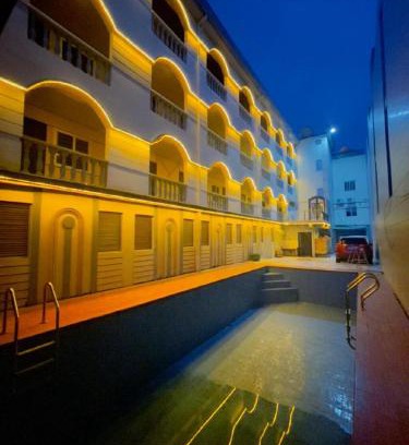 Malabanias Hotel | Baoly Clark Residences