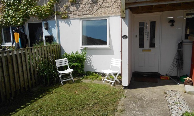 Porthtowan Apartment | Barbara Anne's