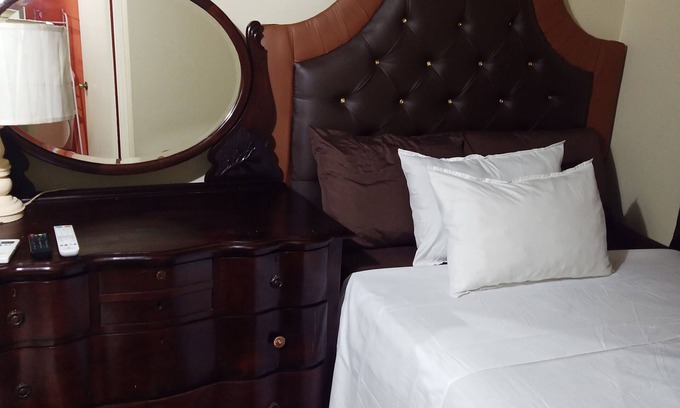 Jack's Hill House | Barbican Bed and Breakfast at Dillsbury