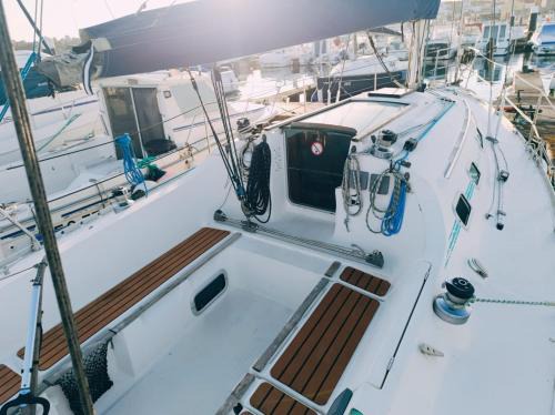 Peniche Boat Rental | Barco à Vela em Peniche - West Sailing