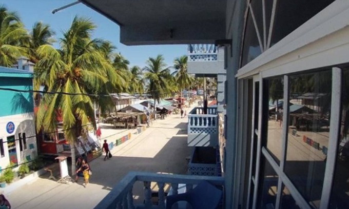 Caye Caulker Hotel | Barefoot Caye Caulker Hotel
