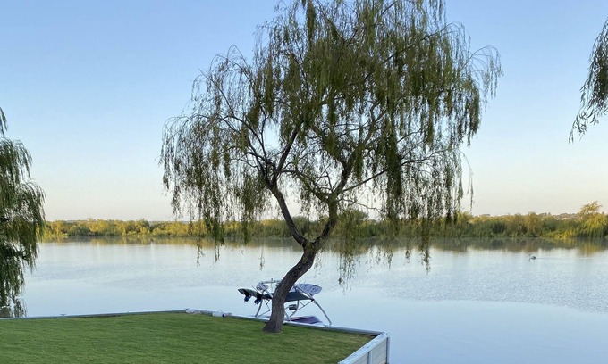 Seymour House | Barefoot Waters