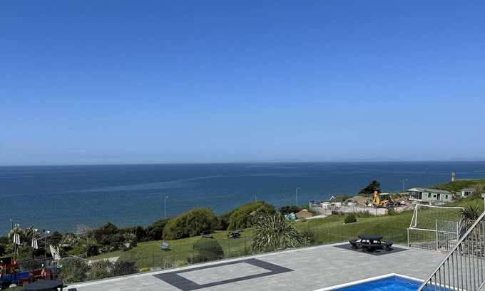 Fairbourne Cabin | Barmouth - Caravan - 2bed - Sea View - Petfriendly