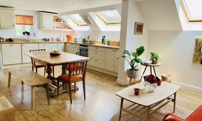 Petworth House | Barn Cottage set in Graffham at the heart of The South Downs National Park