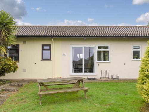 Sidmouth House | Barn Owls Holiday Bungalow