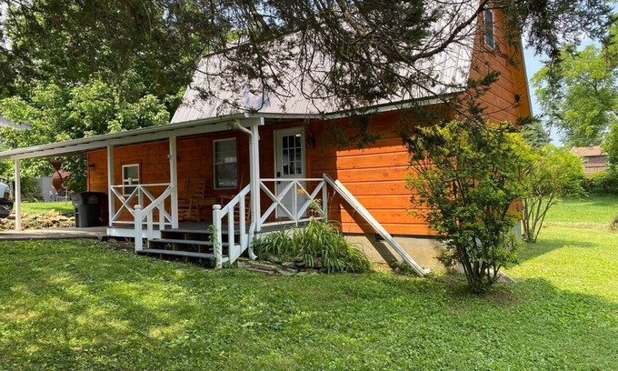 Monterey Cabin | Barnhouse Charm at 1-40 Monterey