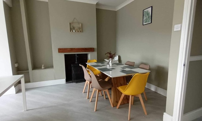 Newport House | Barton House By MGroupSA