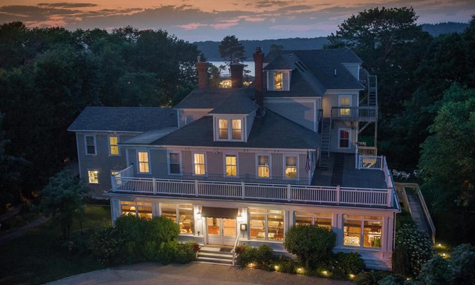 Bar Harbor Hotel | Bass Cottage & Ullikana