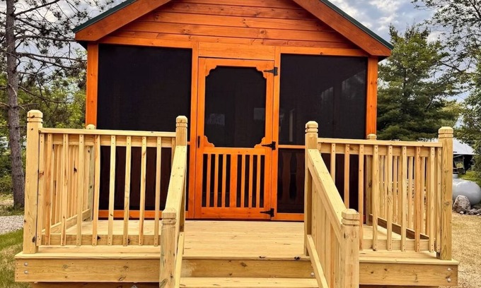 Ely Apartment | Basswood cabin, a Charming 3-bedroom cabin with AC, WiFi in marvelous Ely