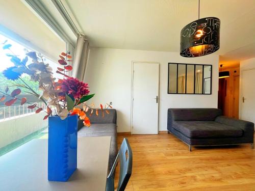 Perralliere Apartment | Bastien - appartement 4 personnes - check in h24 - wifi