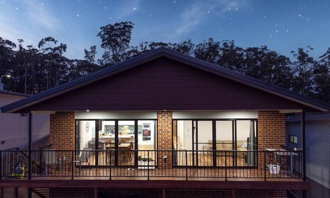 Sunshine Bay Bed & Breakfast | Batemans Bay Delight