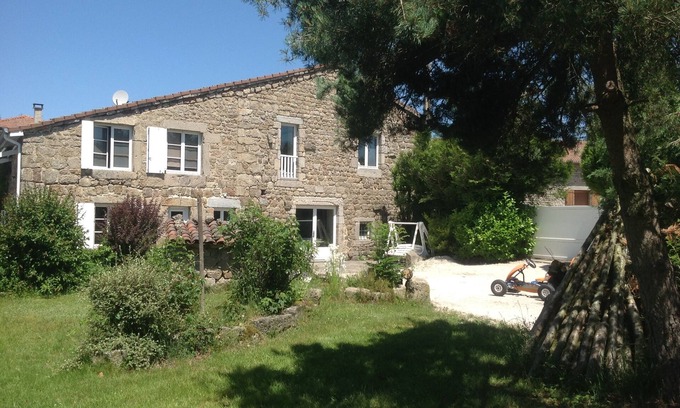 Saint-Victor-Malescours House | Batisse mountains of Velay "My Bourleche"