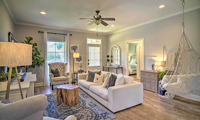 Highlands - Perkins House | Baton Rouge Game Day House w/Chic Yard Space