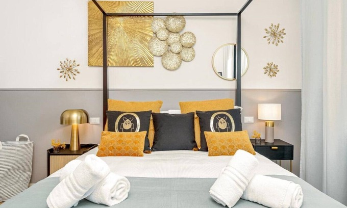 Pisa Apartment | BauHaus - Sleepwithme - Free Parking - Free Braeakfast - Very Well Connected