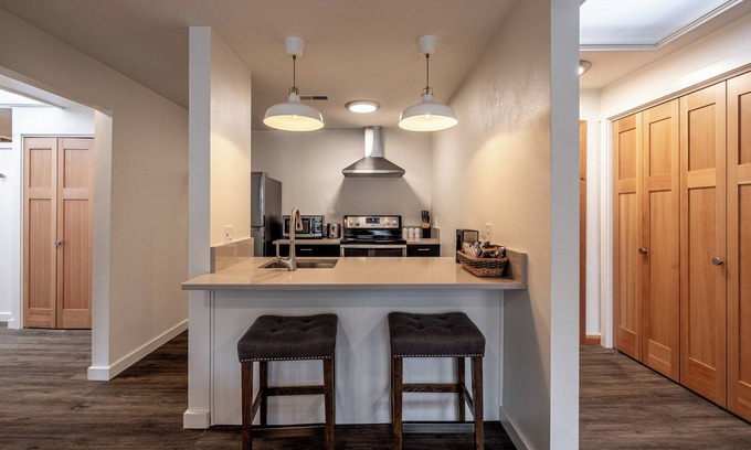 Leavenworth Apartment | Bavarian Lodge Suites